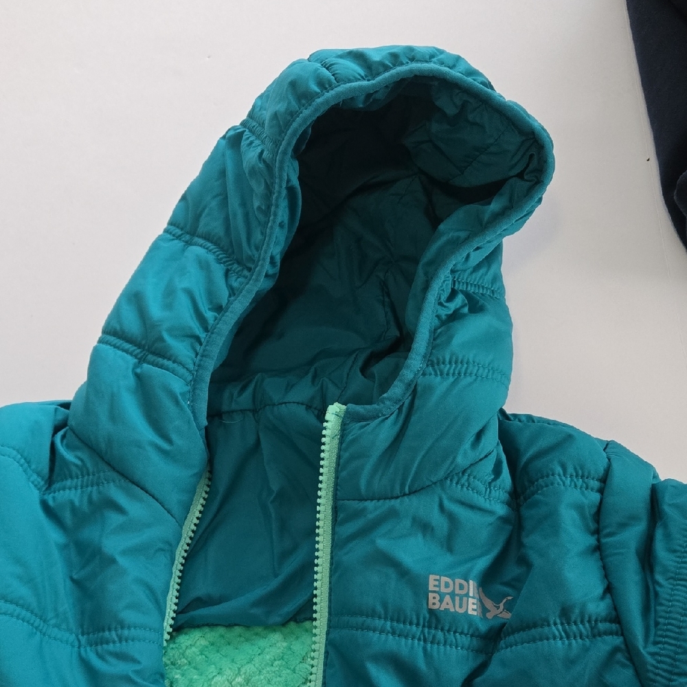 Eddie Bauer Down Filled Childrens Reversable Coat. Size Small.